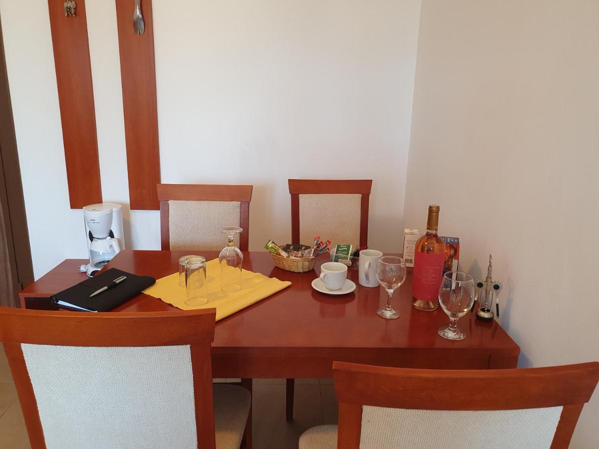 Apartment Ashton Hall - Sonnenstrand - Ost Slantchev Briag Extérieur photo